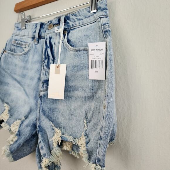 NWT Good American Bombshell Distressed Denim Shorts High Waisted 00 - Picture 6 of 11
